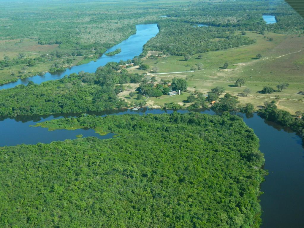 Hotel Pousada And Safari Cuiabá Kültér fotó