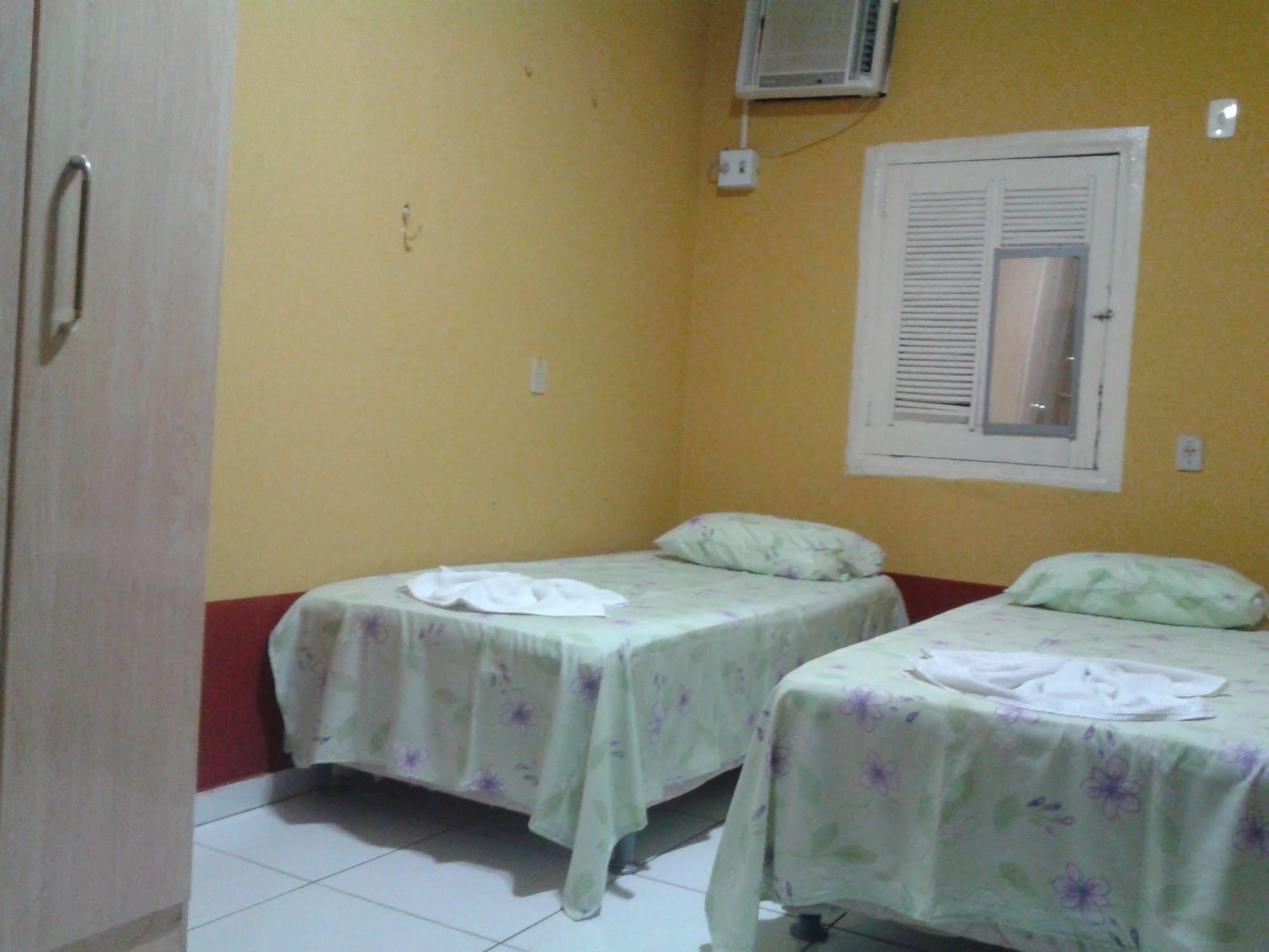 Hotel Pousada And Safari Cuiabá Kültér fotó